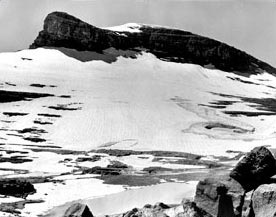 boulder-glacier.jpg (22297 bytes)